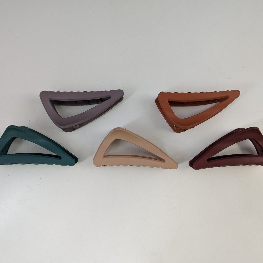 5 Matte Hair Claw Clips